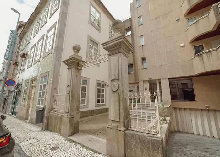 Appartamento Downtown Trindade With Terrace By Vacationy *