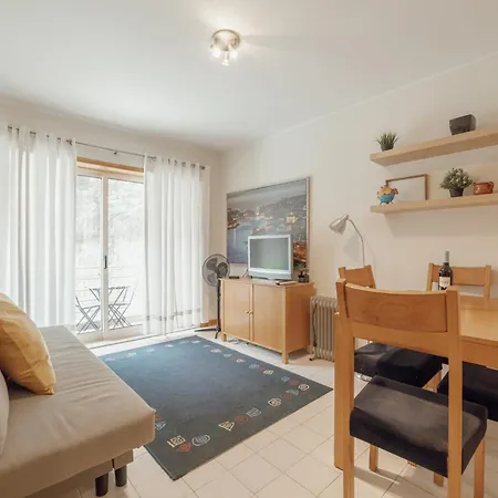 Downtown Trindade With Terrace By Vacationy *