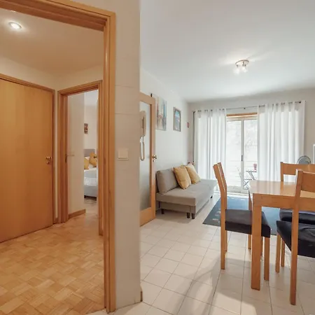 Downtown Trindade With Terrace By Vacationy Apartment