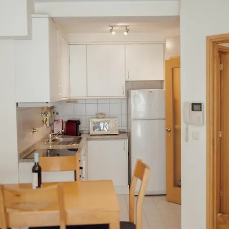 Downtown Trindade With Terrace By Vacationy *